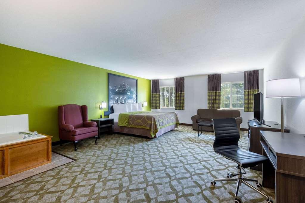 Super 8 By Wyndham 2*